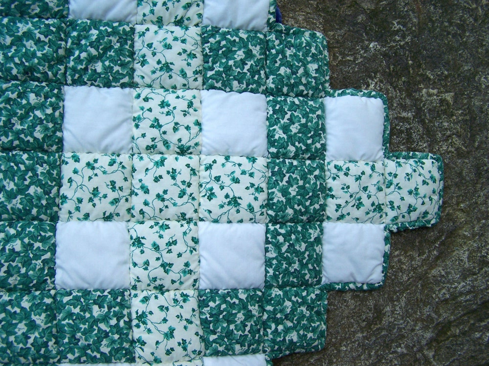 ivy lattice works lap quilt
